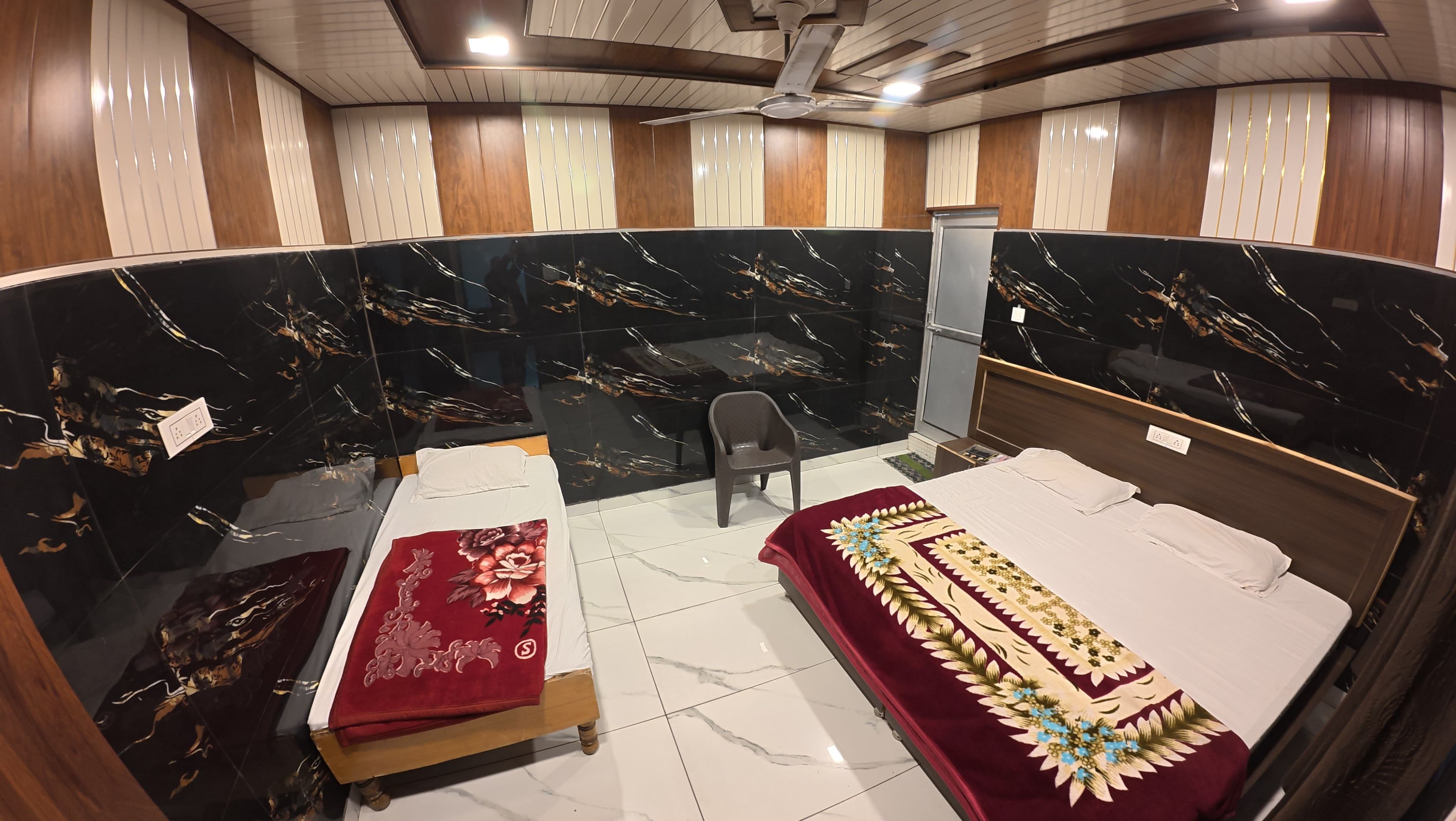 Triple Bed Room